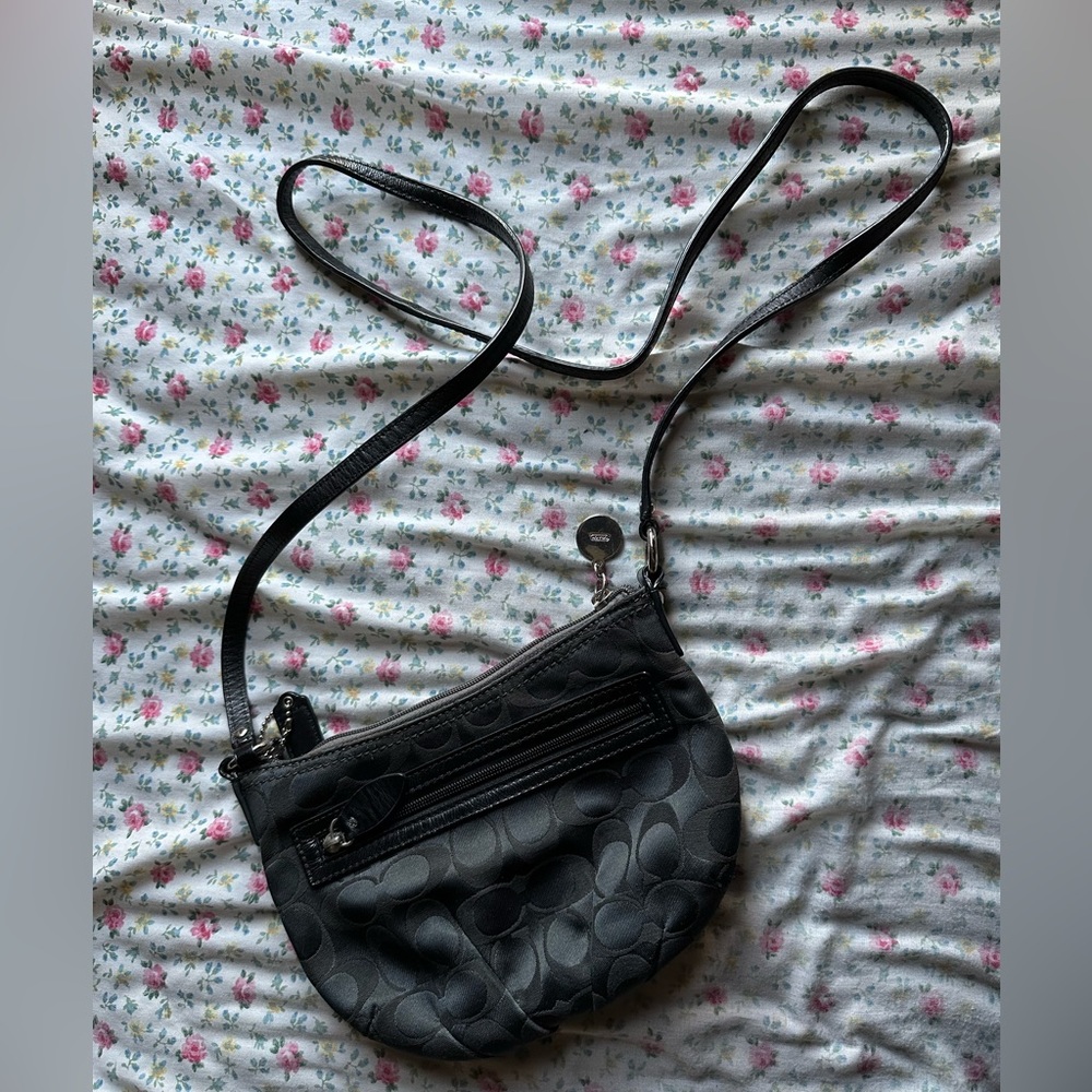 Coach signature small crossbody in Dark Grey